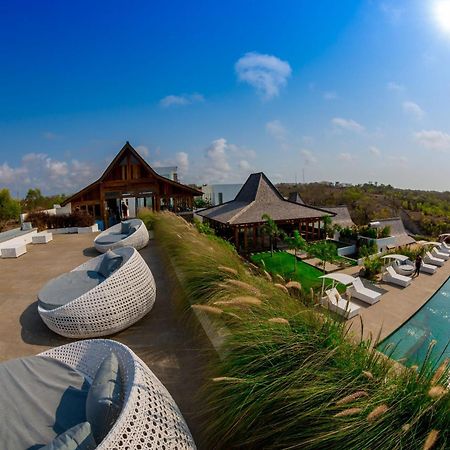 Salty Breeze Bali Hotel อูงาซัน ภายนอก รูปภาพ