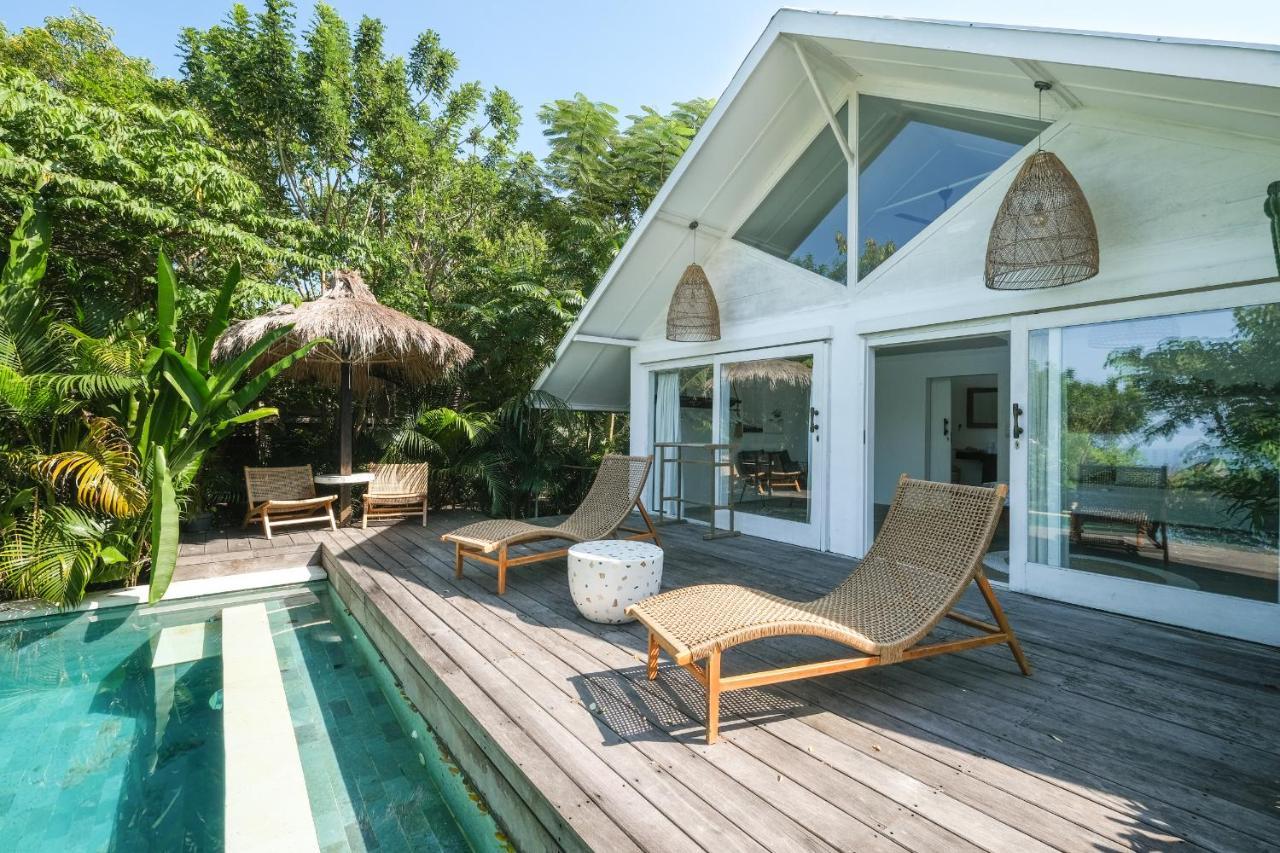Salty Breeze Bali Hotel อูงาซัน ภายนอก รูปภาพ