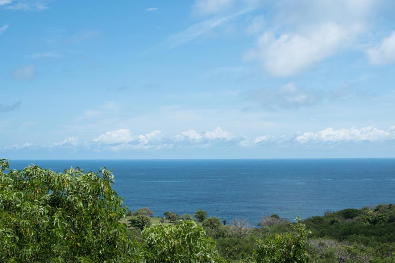 Salty Breeze Bali Hotel อูงาซัน ภายนอก รูปภาพ