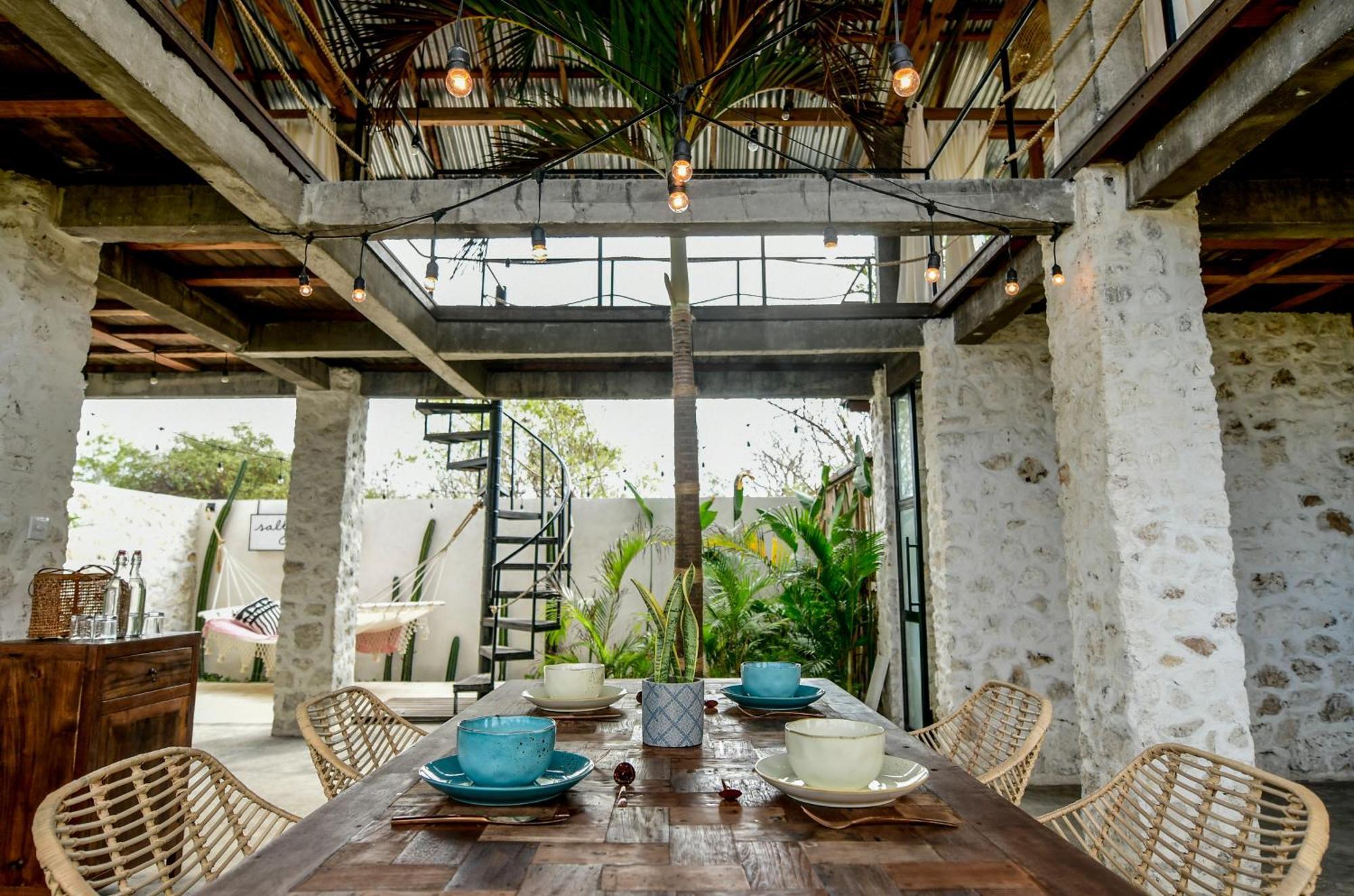 Salty Breeze Bali Hotel อูงาซัน ภายนอก รูปภาพ