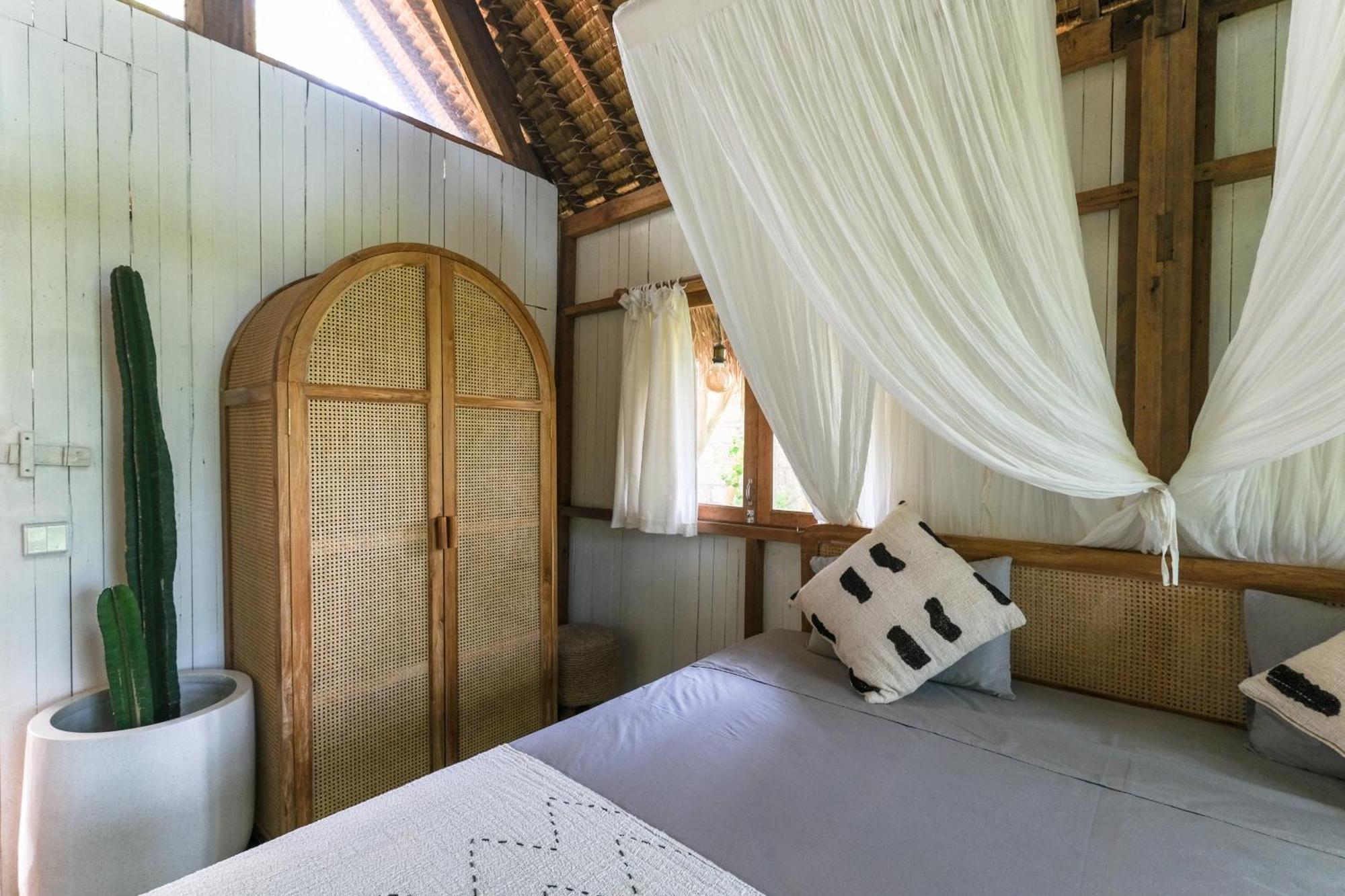 Salty Breeze Bali Hotel อูงาซัน ห้อง รูปภาพ